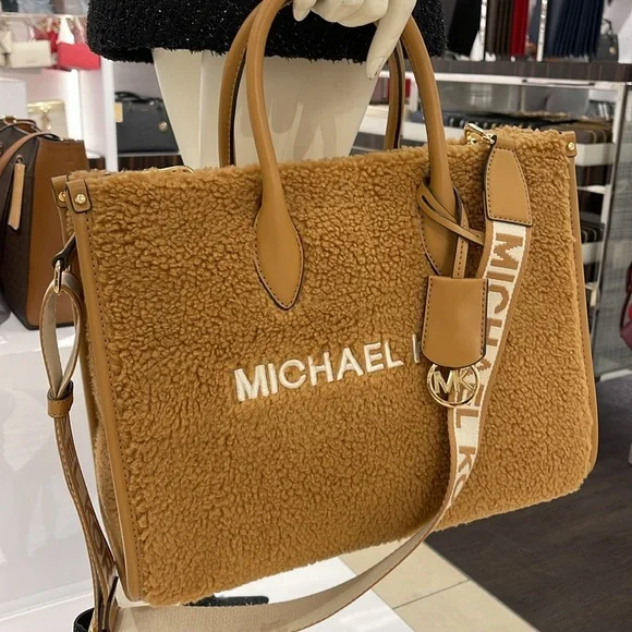 Michael Kors Medium SHEARLING MIRELLA Tote
Shoulder Bag 
Deer Multi
NWT - Picture 16 of 16